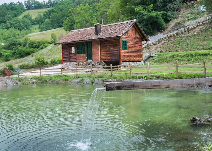 펜션 Vajat Tuk 바이나 바슈타